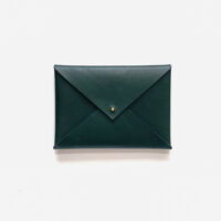 Michelle Wong Small envelope clutch bag Forest 01