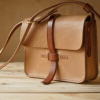 Warriner-leather-shoulder-bag-handmade-cross-body-traditional-natural