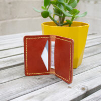 wallet open