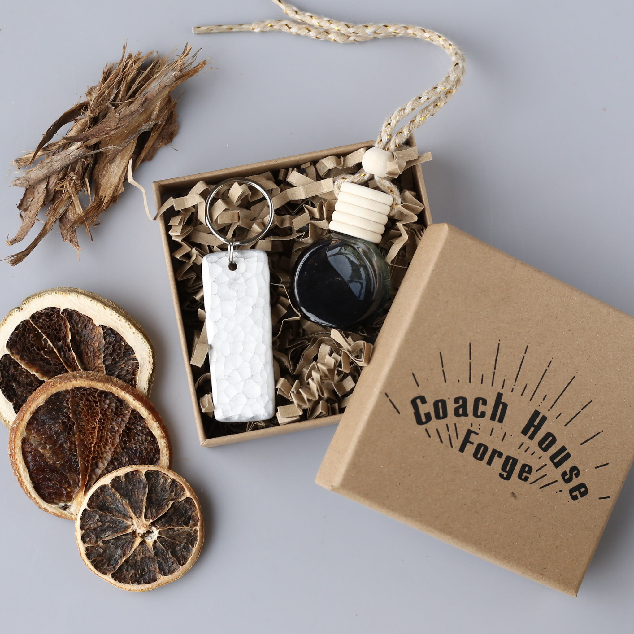 Gift Set Keyring & Car Diffuser Gift Box Aluminium